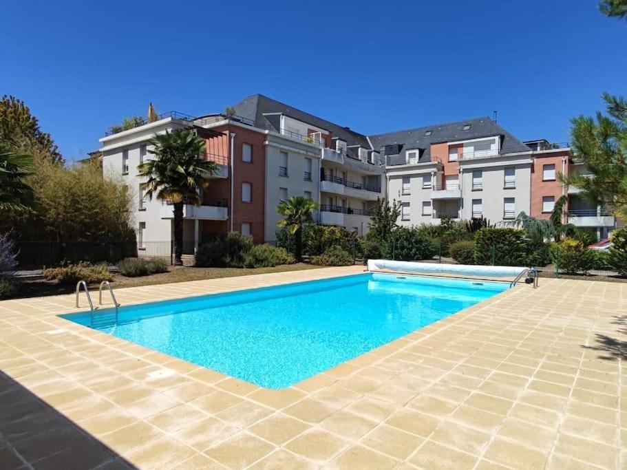 Voyage En Touraine Apartment Fondettes Exterior foto